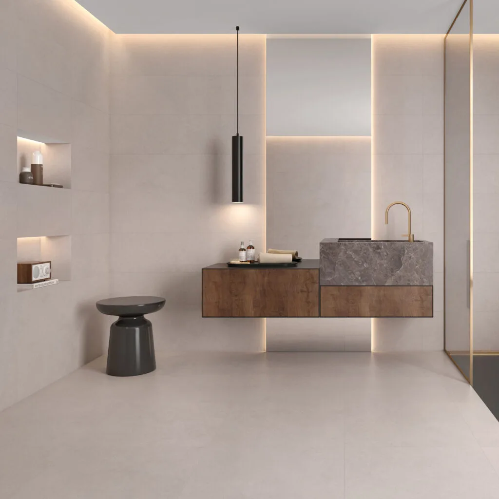 Baño con revestimiento Eternia beige y mueble de madera suspendido